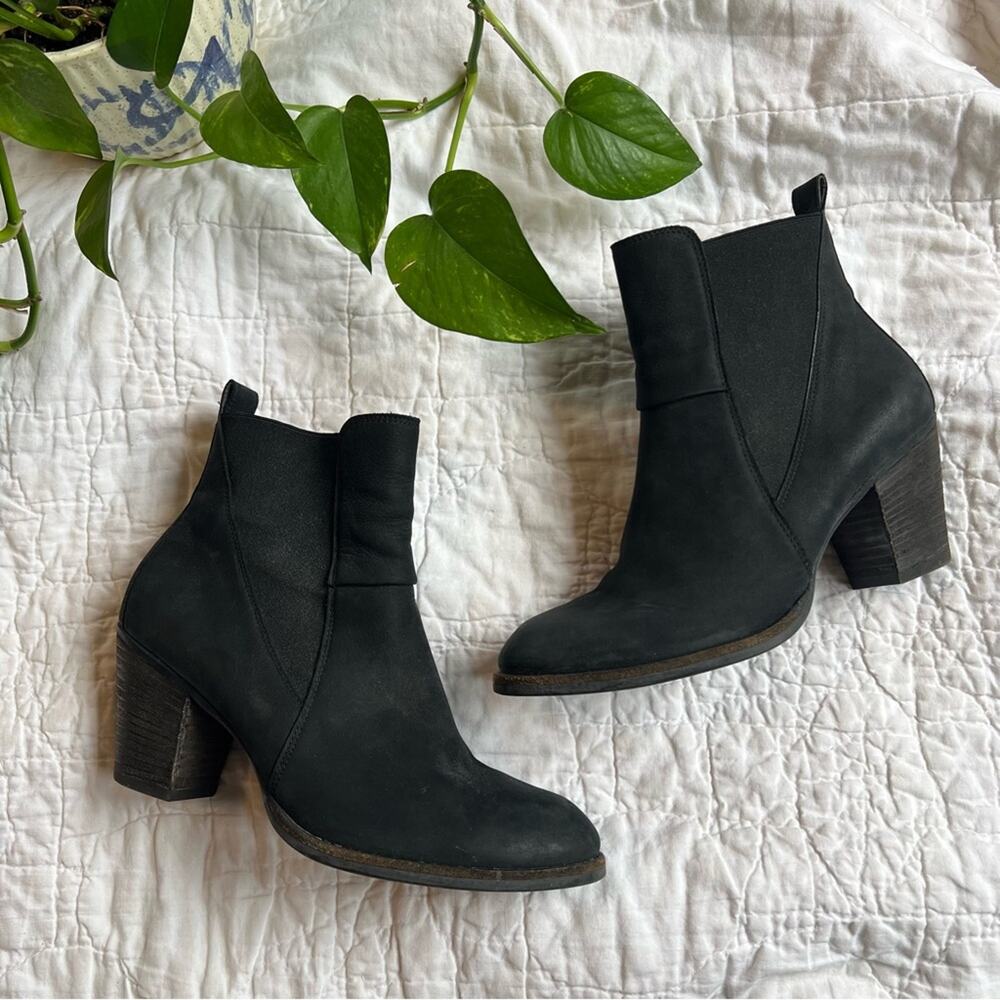 Paul Green Black Heeled Leather Ankle Boots
